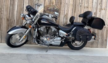 HONDA VTX1300 lleno