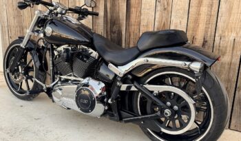 HARLEY DAVIDSON SOFTAIL BREAKOUT lleno