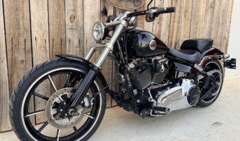 HARLEY DAVIDSON SOFTAIL BREAKOUT lleno