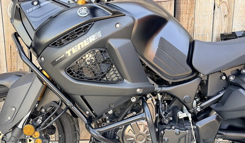 YAMAHA SUPER TENERE 1200 lleno