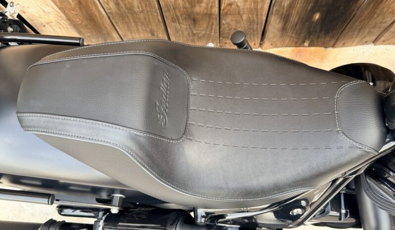 INDIAN CHIEF BOBBER lleno