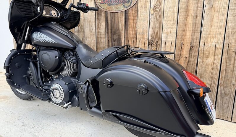 INDIAN CHIEFTAIN DARK HORSE lleno