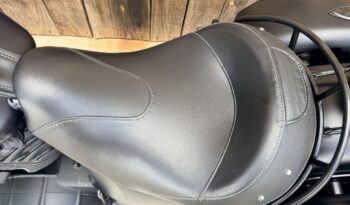 INDIAN CHIEFTAIN DARK HORSE lleno