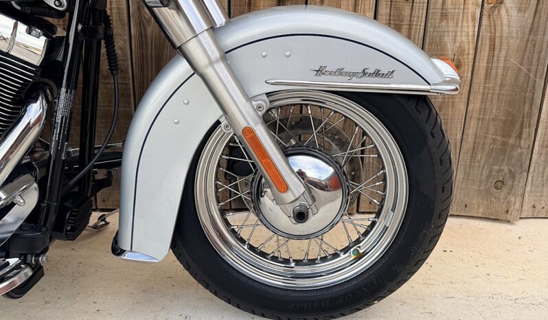 HARLEY DAVIDSON HERITAGE SOFTAIL CLASSIC lleno