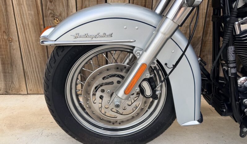 HARLEY DAVIDSON HERITAGE SOFTAIL CLASSIC lleno