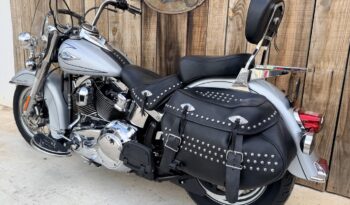 HARLEY DAVIDSON HERITAGE SOFTAIL CLASSIC lleno