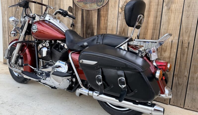 HARLEY DAVIDSON ROAD KING CLASSIC lleno