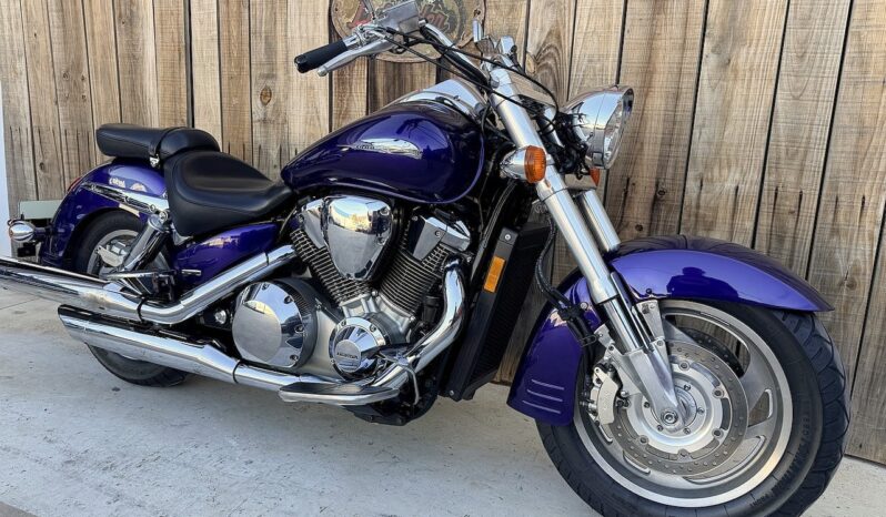 HONDA VTX1800 lleno
