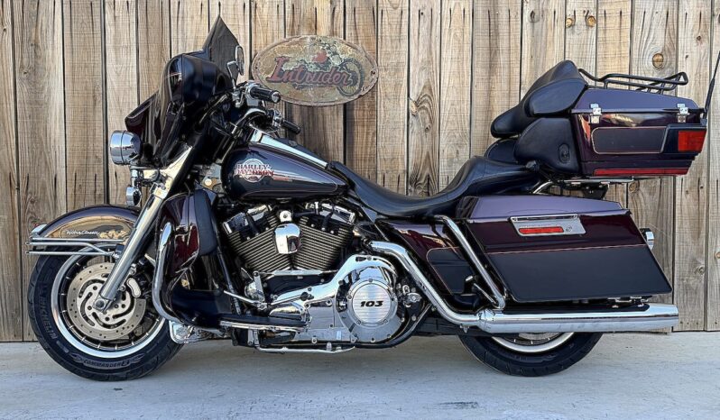 HARLEY DAVIDSON ELECTRA GLIDE ULTRA CLASSIC lleno