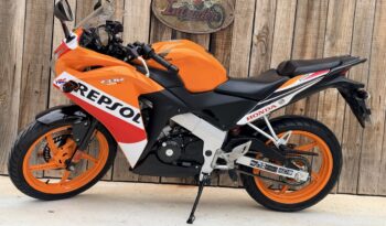 HONDA CBR125R REPSOL lleno