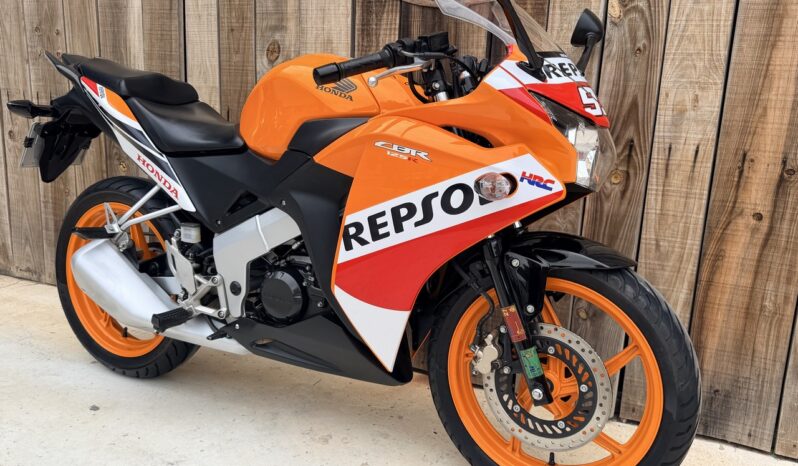 HONDA CBR125R REPSOL lleno