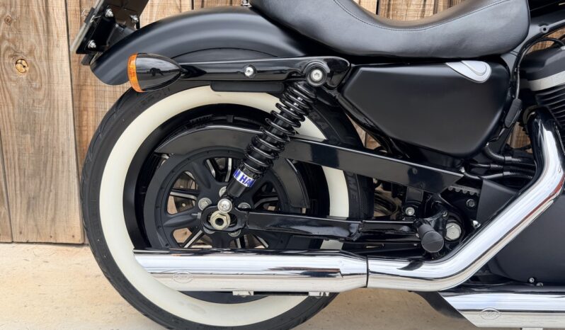 HARLEY DAVIDSON XL883 IRON A2 lleno