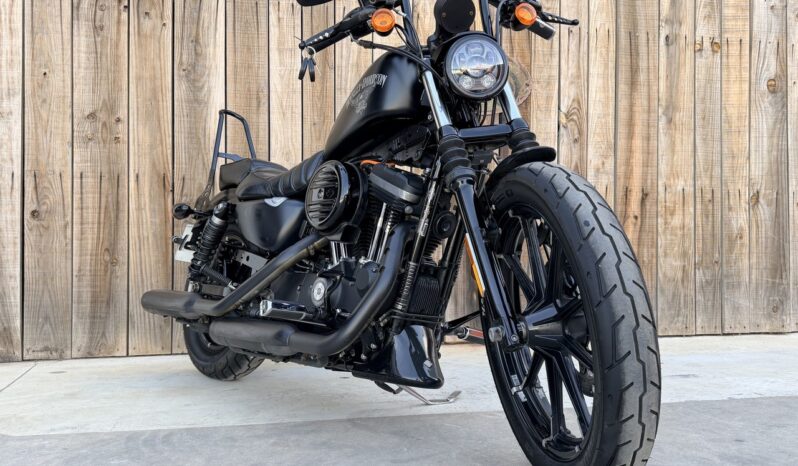 HARLEY DAVIDSON XL883 IRON ABS lleno