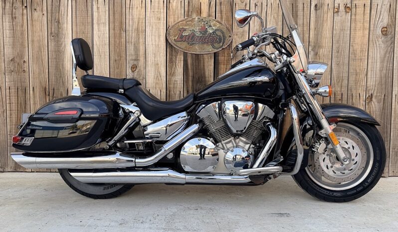 HONDA VTX1300 lleno
