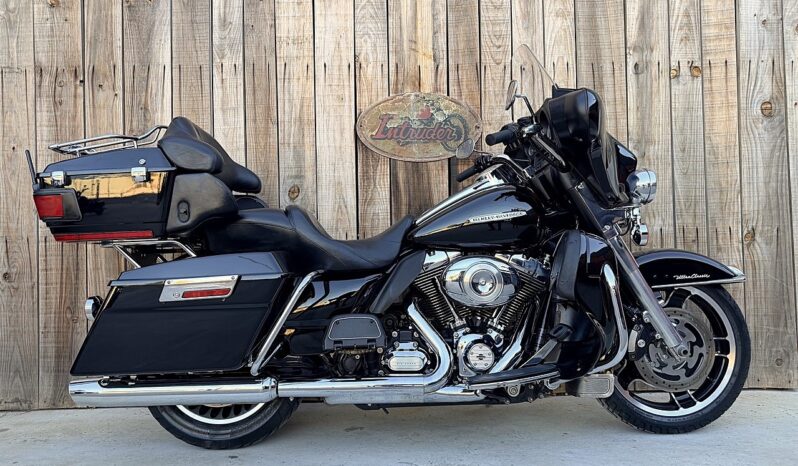 HARLEY DAVIDSON ELECTRA GLIDE ULTRA CLASSIC lleno