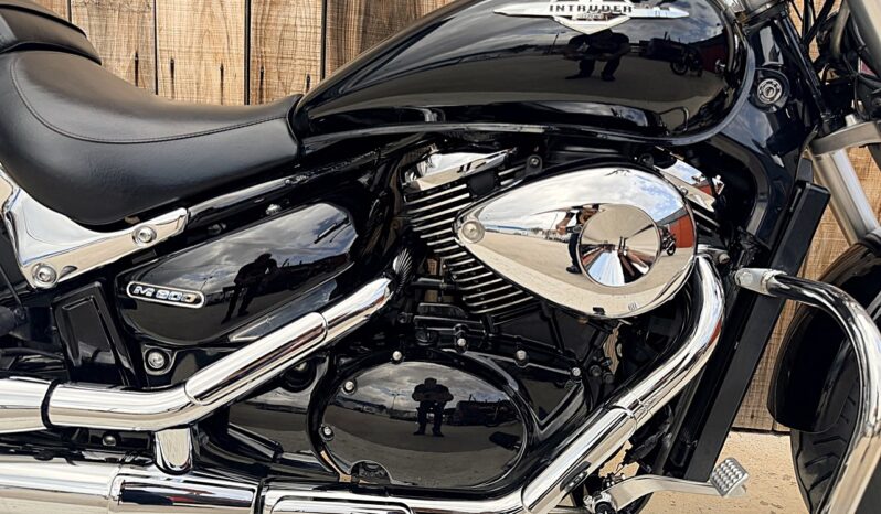 SUZUKI M800 INTRUDER A2 lleno