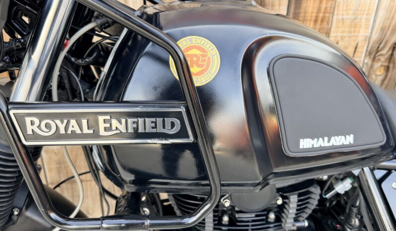 ROYAL ENFIELD HIMALAYAN 411 lleno