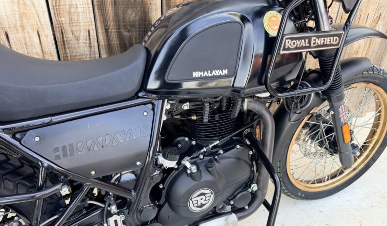 ROYAL ENFIELD HIMALAYAN 411 lleno