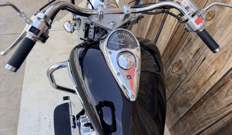 HONDA VTX1300 lleno
