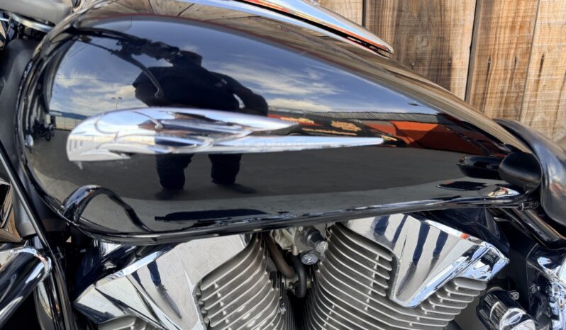 HONDA VTX1300 lleno