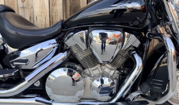HONDA VTX1300 lleno