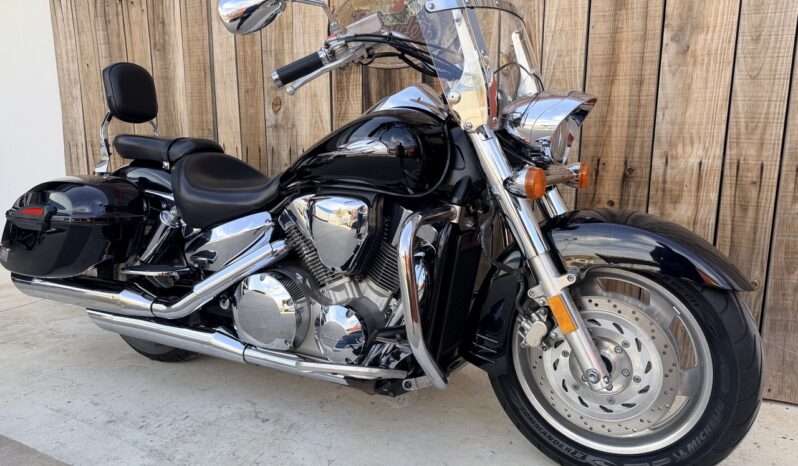 HONDA VTX1300 lleno