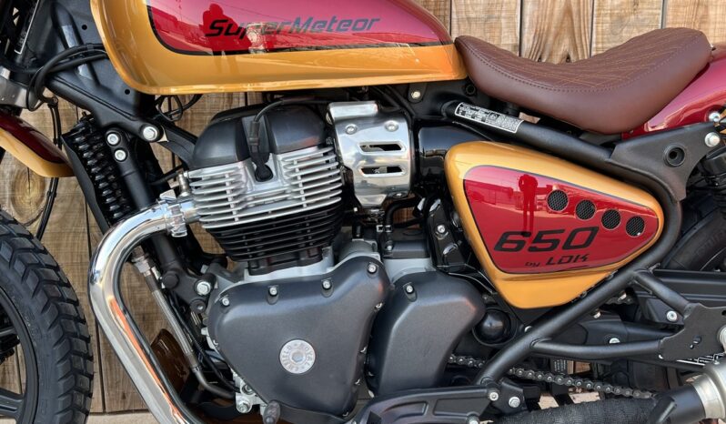 ROYAL ENFIELD SUPER METEOR TRACKER lleno
