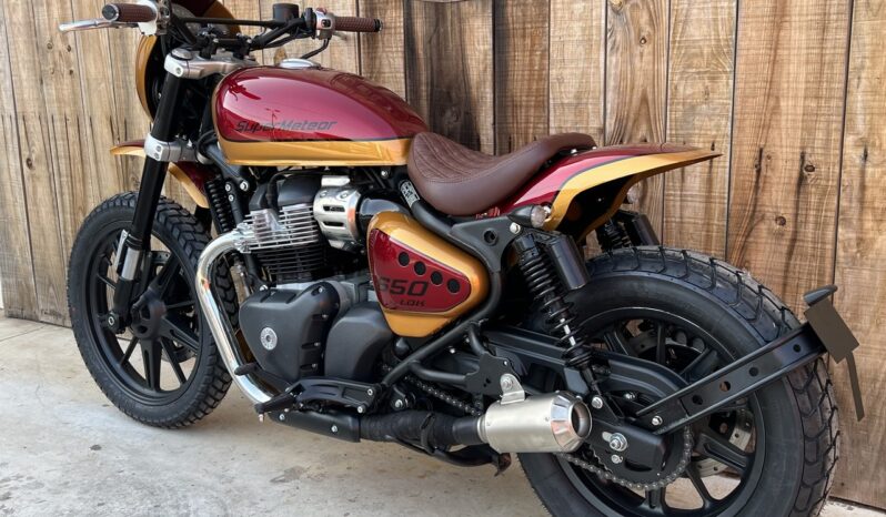 ROYAL ENFIELD SUPER METEOR TRACKER lleno