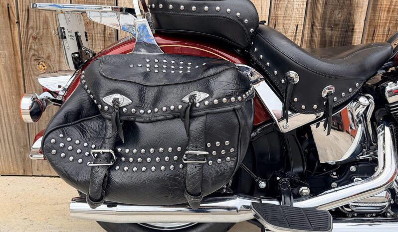 HARLEY DAVIDSON HERITAGE SOFTAIL CLASSIC lleno