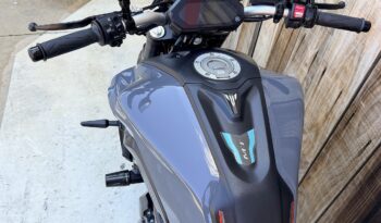 YAMAHA MT-07 lleno