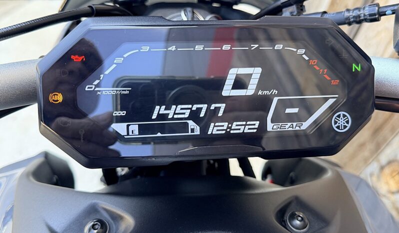YAMAHA MT-07 lleno