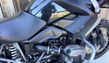 BMW R1200GS lleno