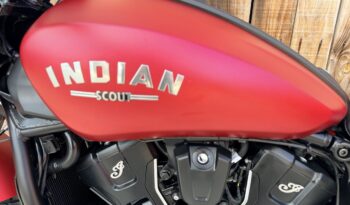 INDIAN SCOUT BOBBER 1250 lleno