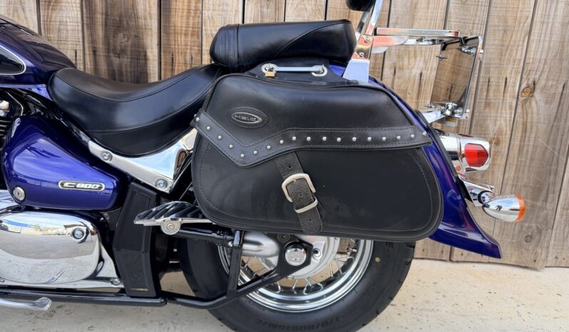 SUZUKI C800 INTRUDER lleno