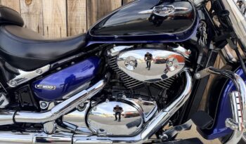 SUZUKI C800 INTRUDER lleno
