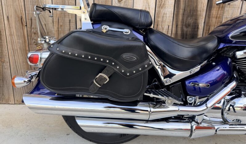 SUZUKI C800 INTRUDER lleno