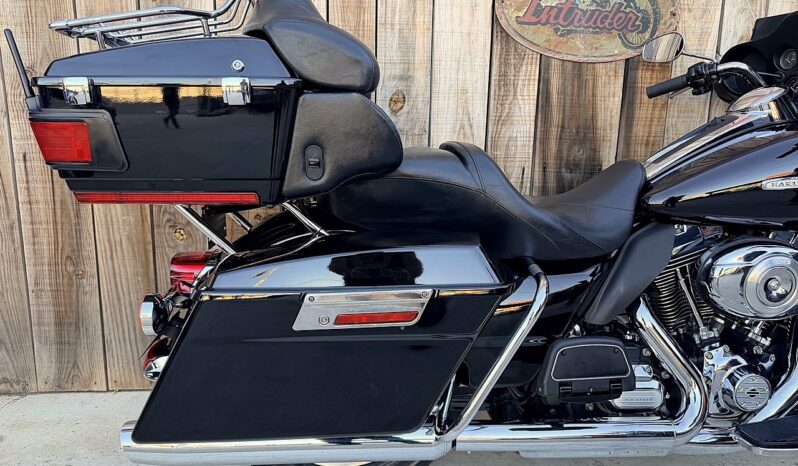 HARLEY DAVIDSON ELECTRA GLIDE ULTRA CLASSIC lleno