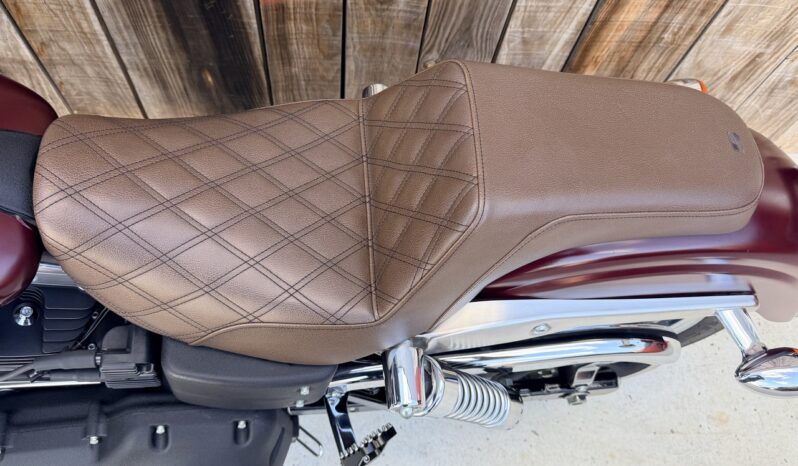 HARLEY DAVIDSON DYNA STREET BOB lleno