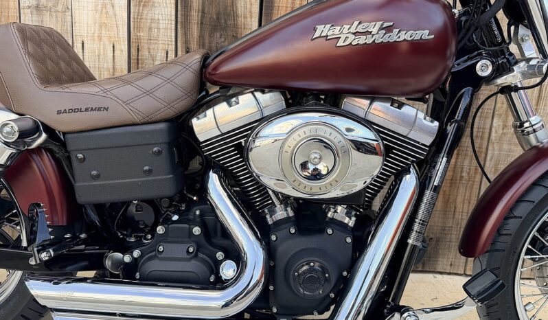 HARLEY DAVIDSON DYNA STREET BOB lleno